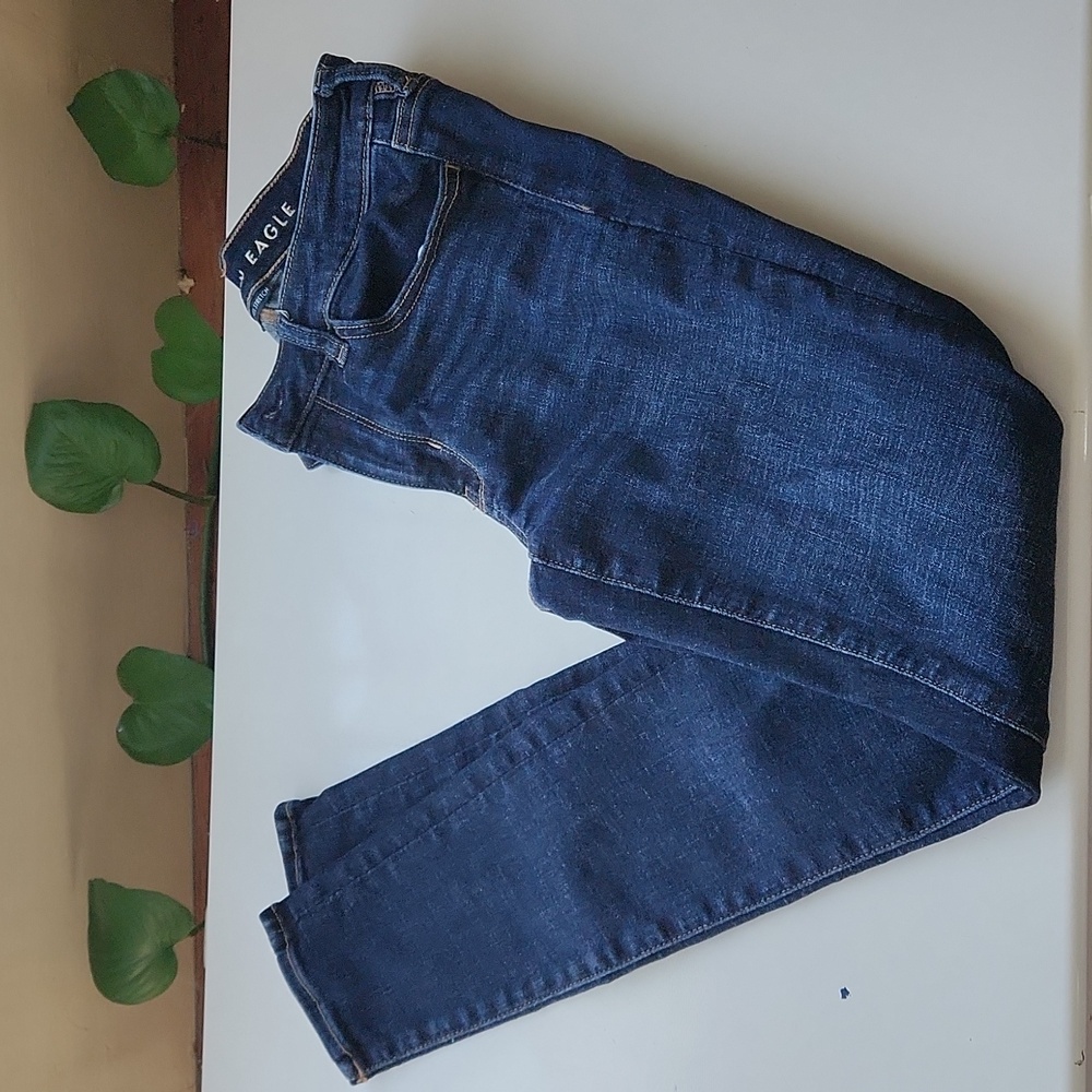 American Eagle jeans size 6 long Stretch Skinny Jegging Dark Blue